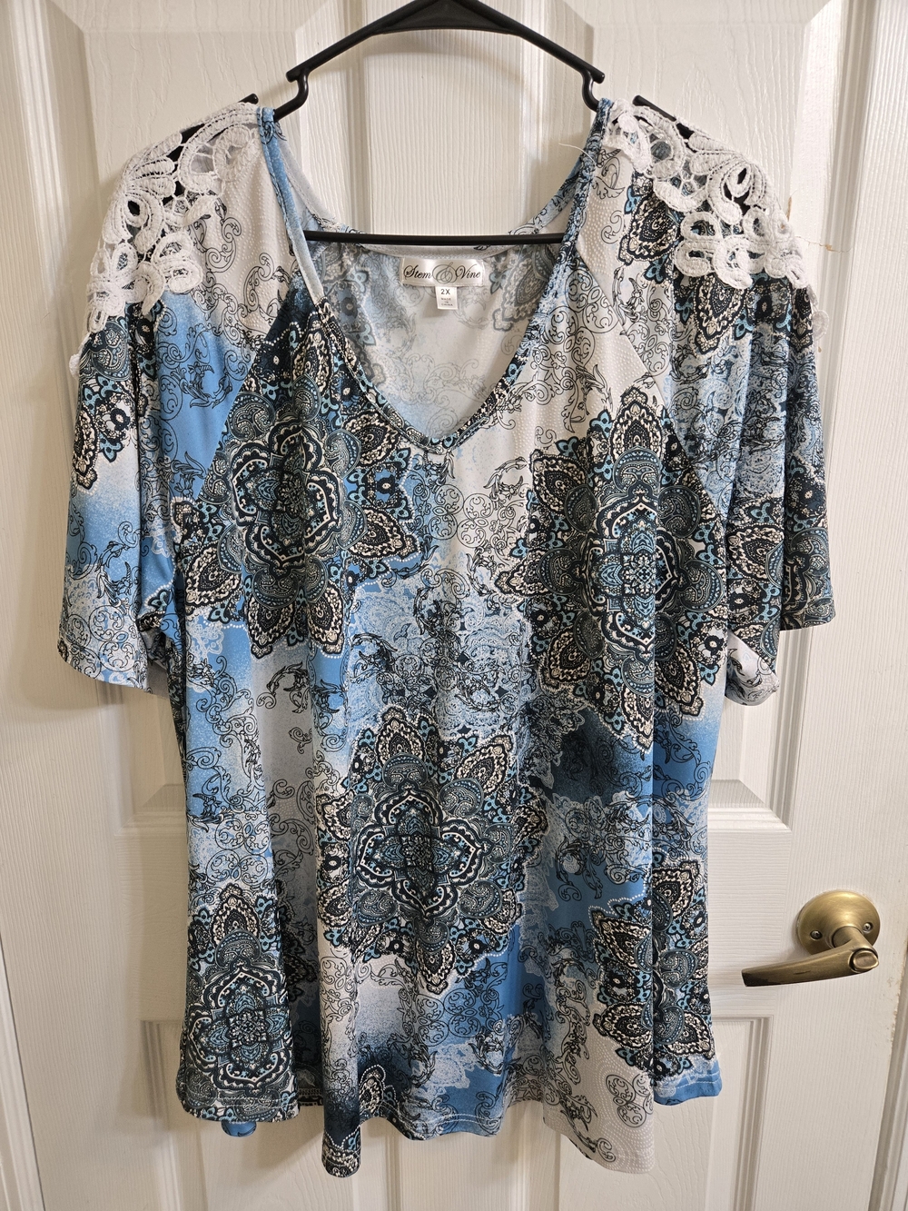 Blue Paisley V-Neck Tee with Lace Shoulders
